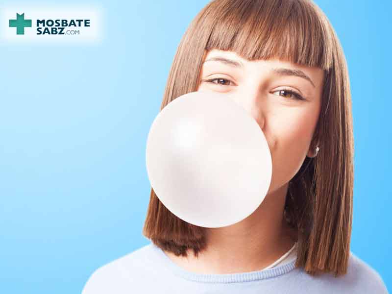 معایب و فواید جویدن آدامس چیست؟