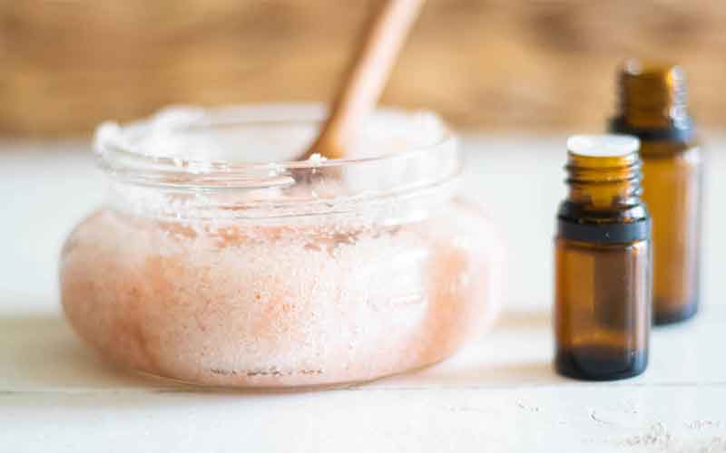 بهترین اسکراب برای جوش و جای جوش را بشناسیم