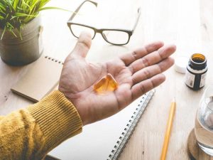 عوارض ویتامین E