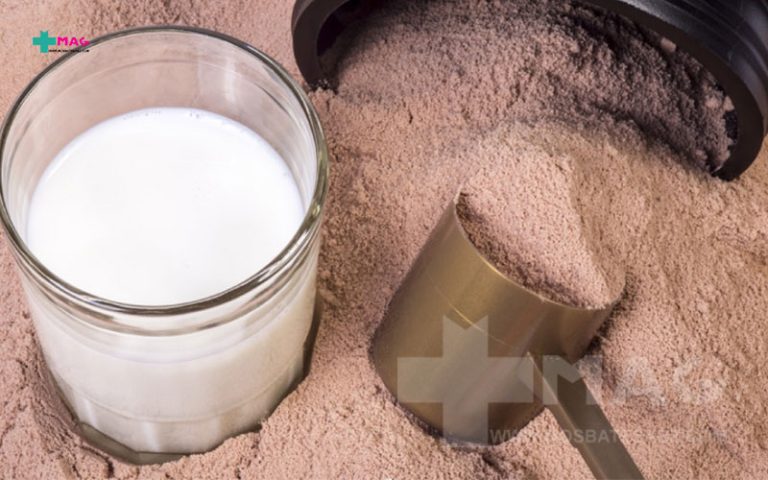 مصرف پروتئین وی با شیر