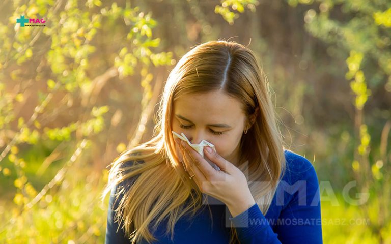 علت آبریزش بینی در فصل پاییز