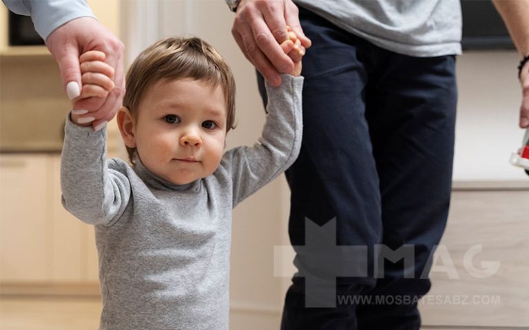 کمبود کدام ویتامین باعث تاخیر در رشد کودکان میشود؟