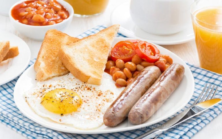 صبحانه برای کم خونی
