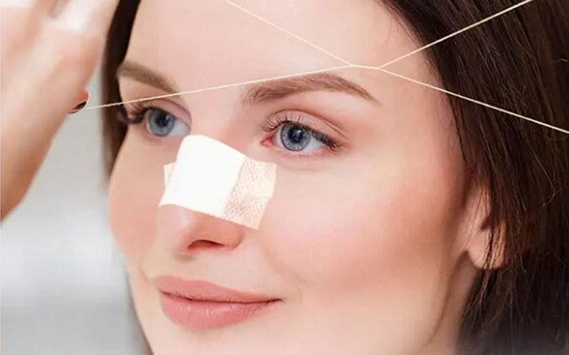 برداشتن ابرو بعد از عمل بینی با نخ